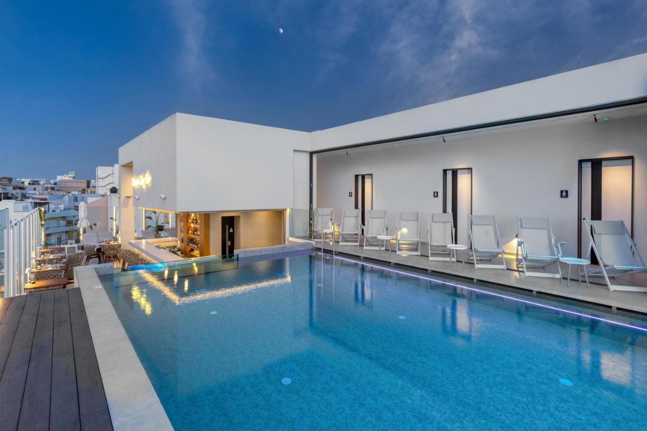 Ethereal White Resort – Dakzwembad met ligbedden, Heraklion