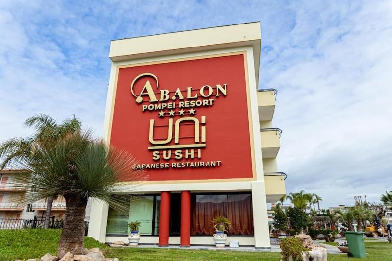 Abalon Pompei Resort cover