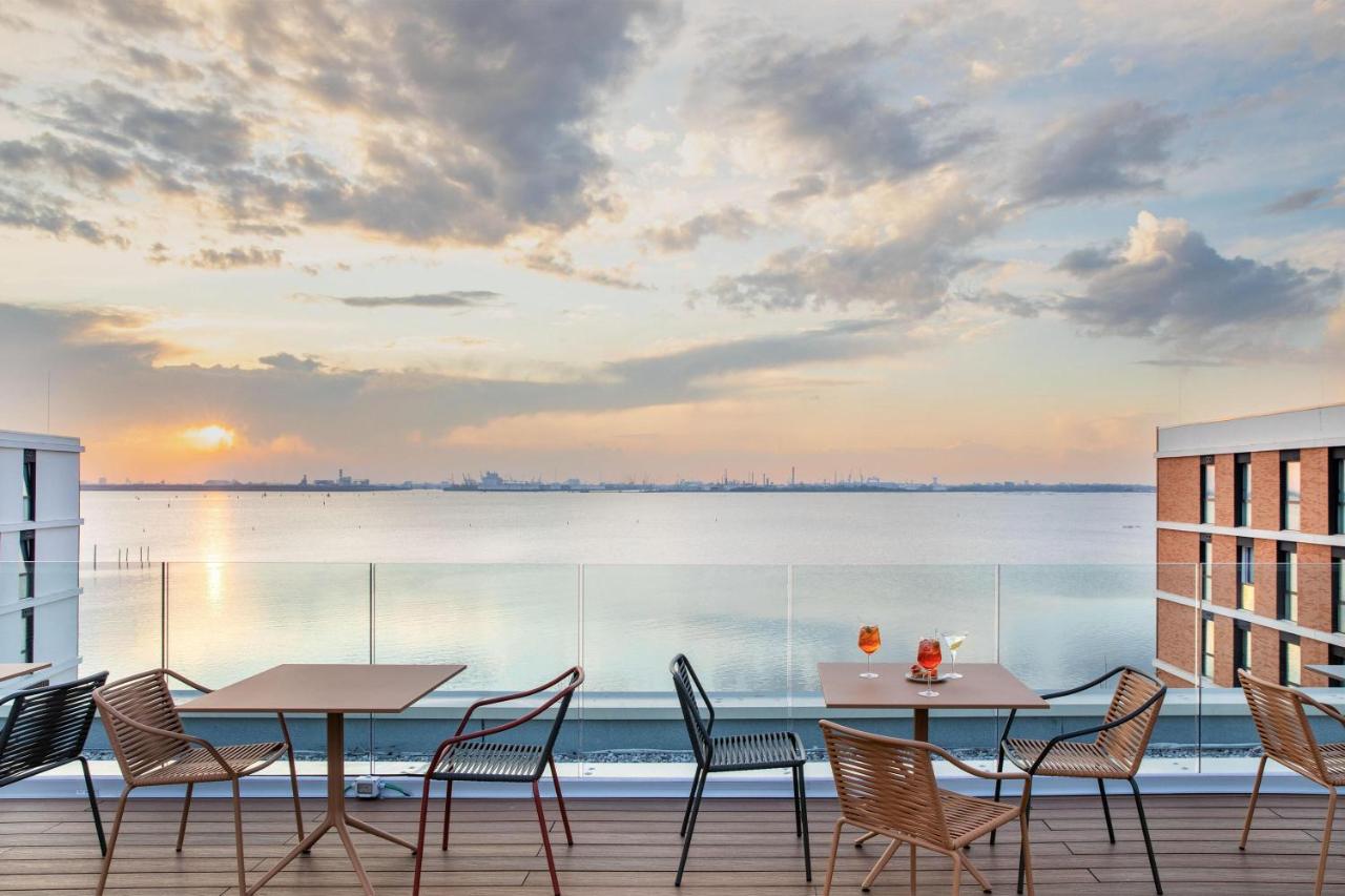 B&B HOTEL Venezia Laguna – Terras met zonsondergang, Venetië