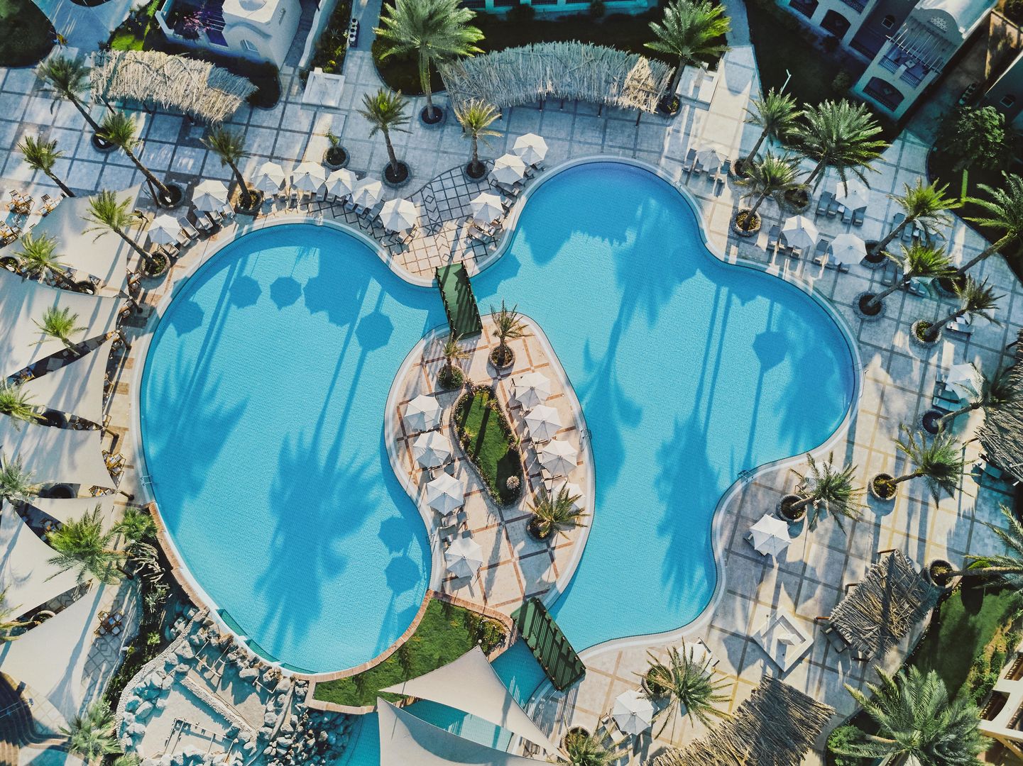 Iberotel Makadi Beach – Zwembaden van boven, Makadi Bay