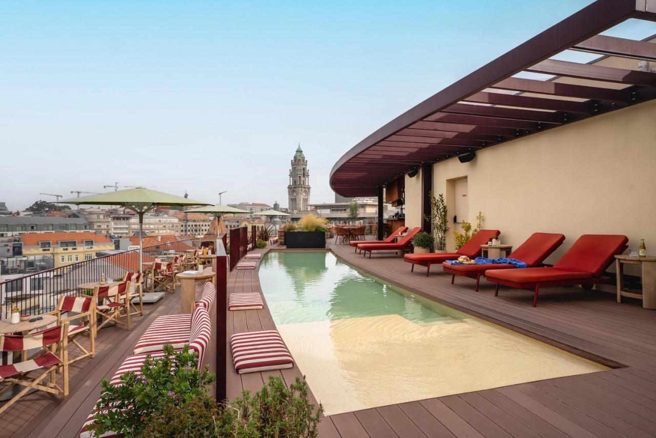 Social Hub Porto – Dakterras met zwembad, Porto