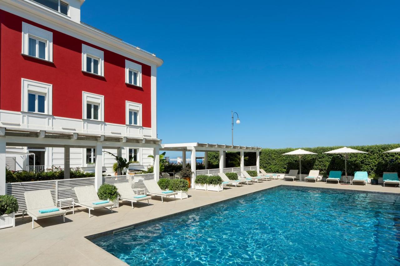 Villa Garden cover