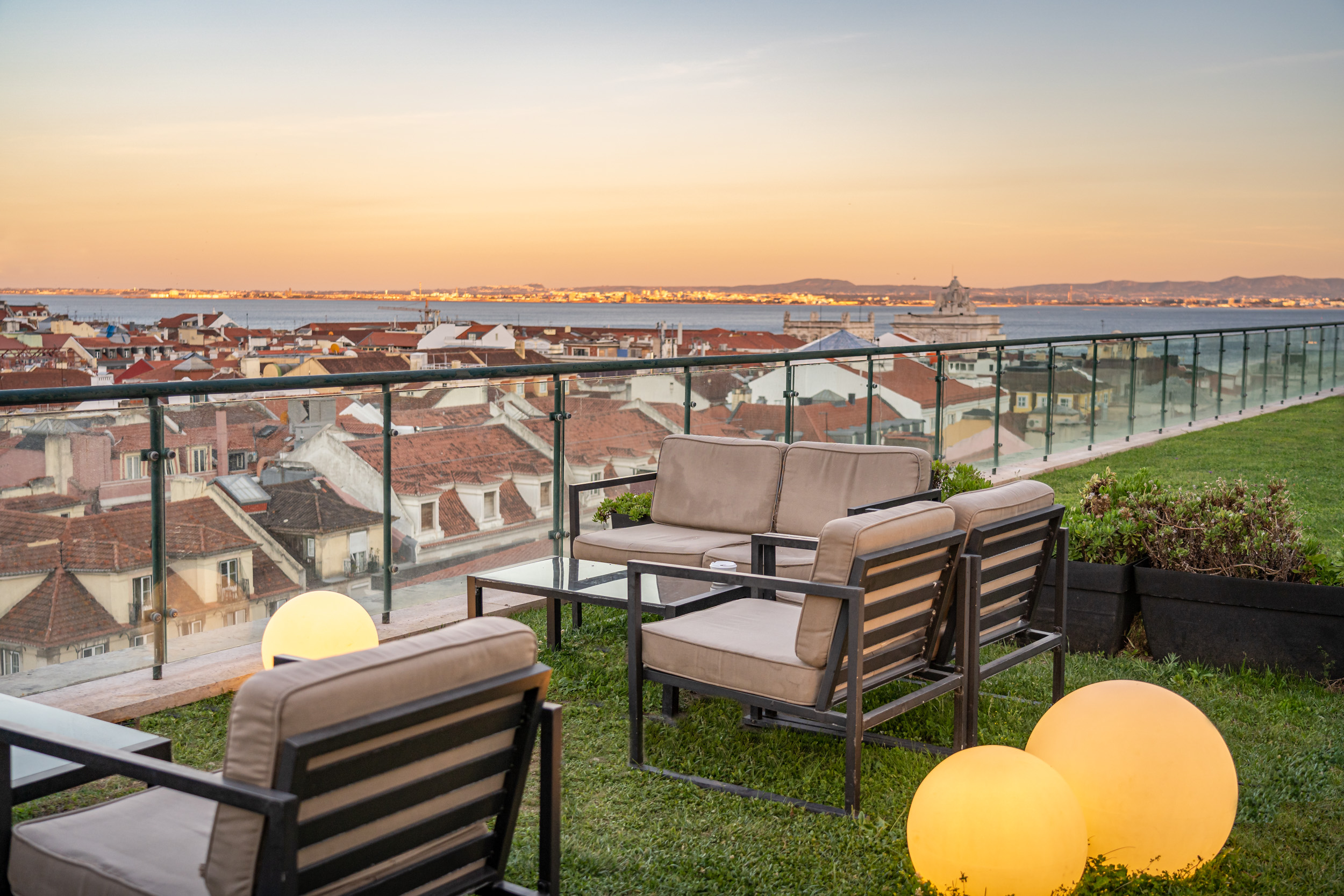 Hotel do Chiado cover