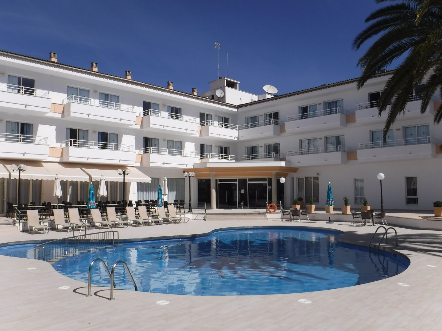 Aparthotel Maracaibo – Gevel met zwembad, Can Picafort