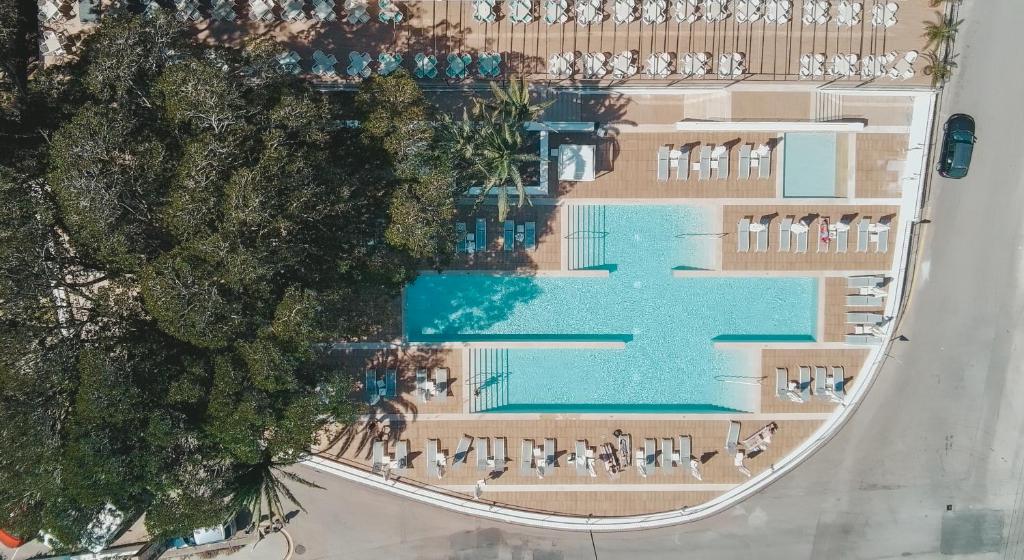 Hotel Na Taconera Sport & Relax cover