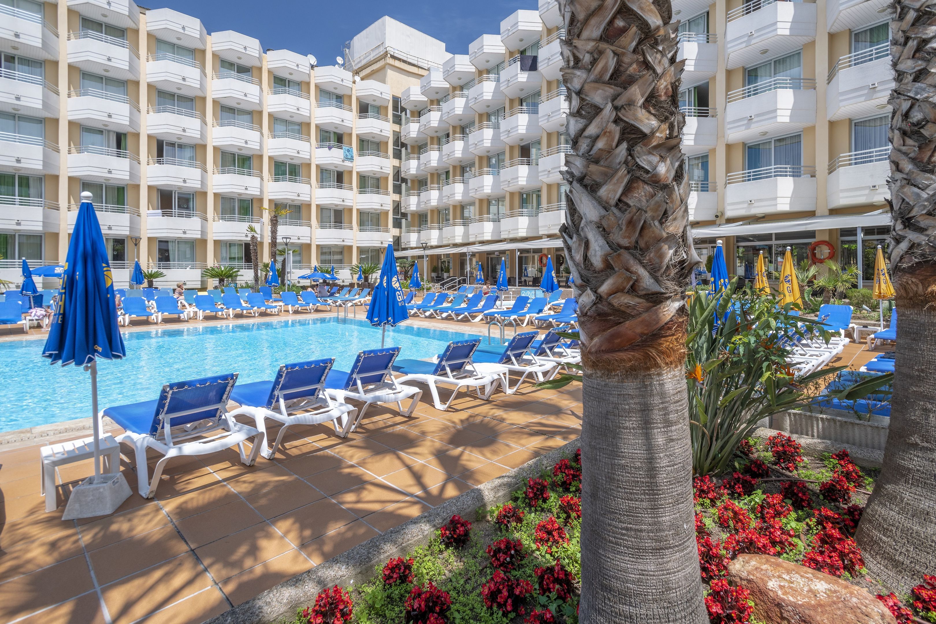Hotel GHT Oasis Tossa & SPA