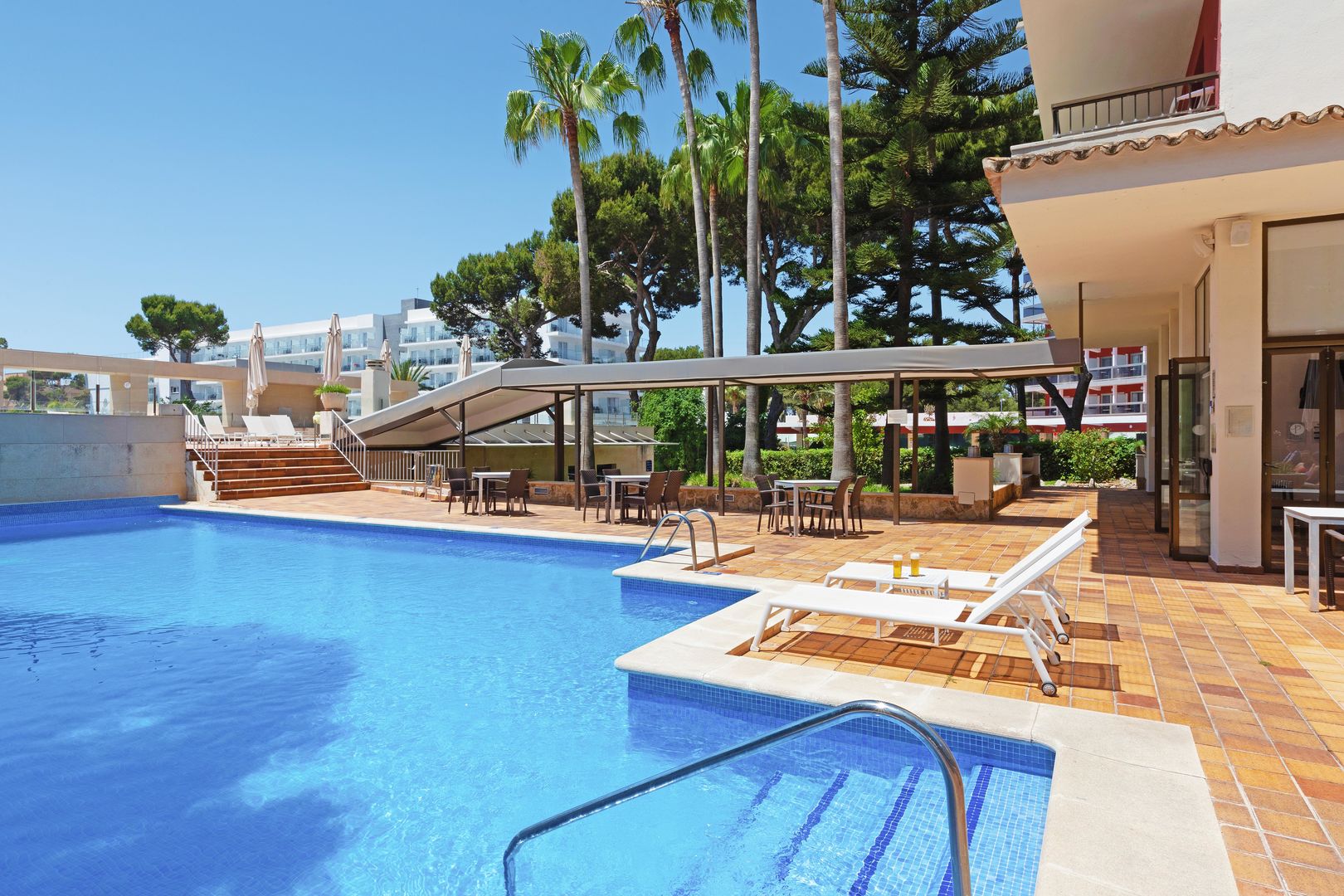 Apartamentos Pabisa Orlando cover