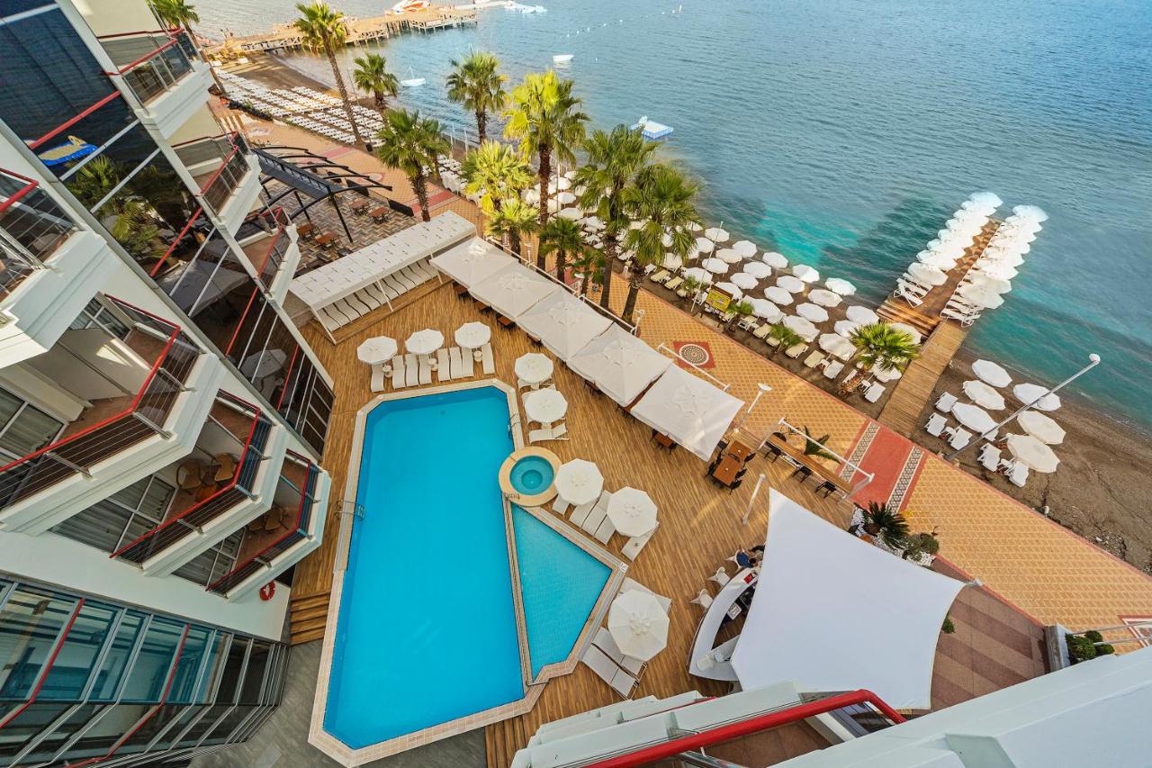 Poseidon Hotel – Zwembad aan zee, Marmaris