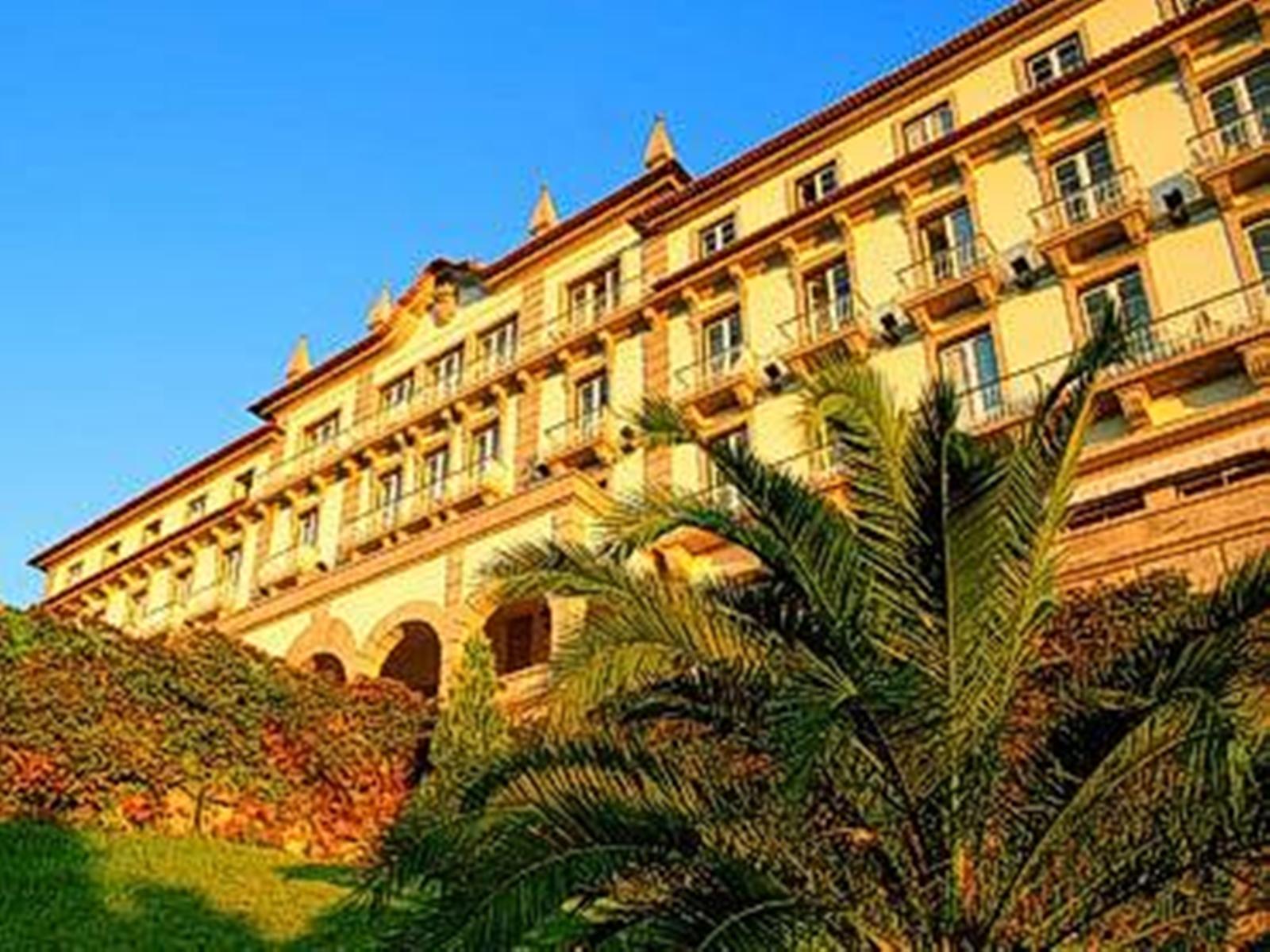 Pousada Viana do Castelo - Historic Hotel – Gevel met palmen, Viana do Castelo