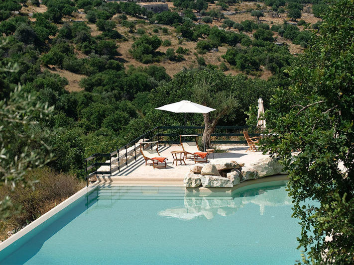 Relais Parco Cavalonga – Zwembad tussen olijfbomen, Donnafugata
