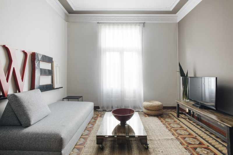 Barcelona Apartments Val cover