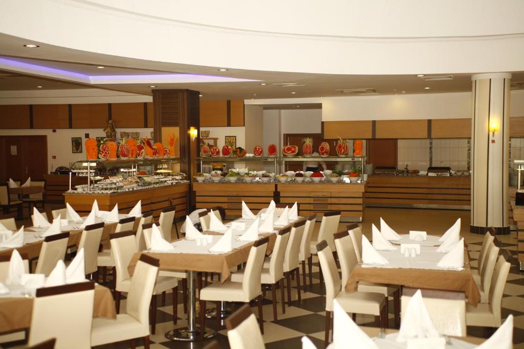 Cenger Beach Resort – Restaurant, Manavgat