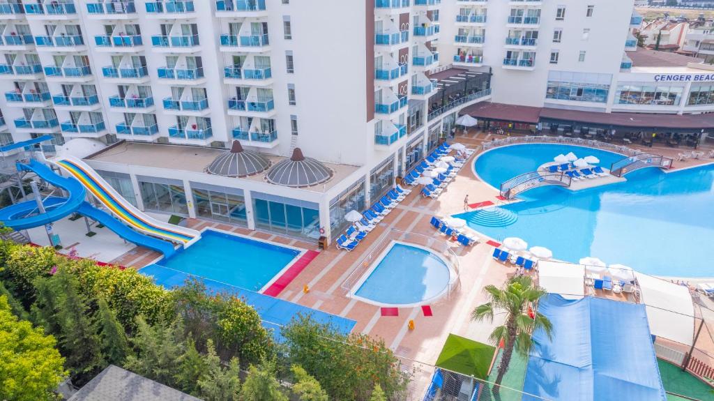 Cenger Beach Resort – Zwembad met glijbaan, Manavgat