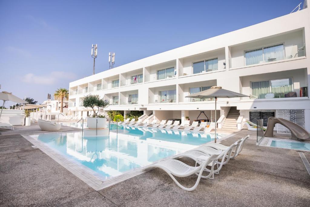 Liquid Hotel Apartments – Zwembad met appartementen, Ayia Napa