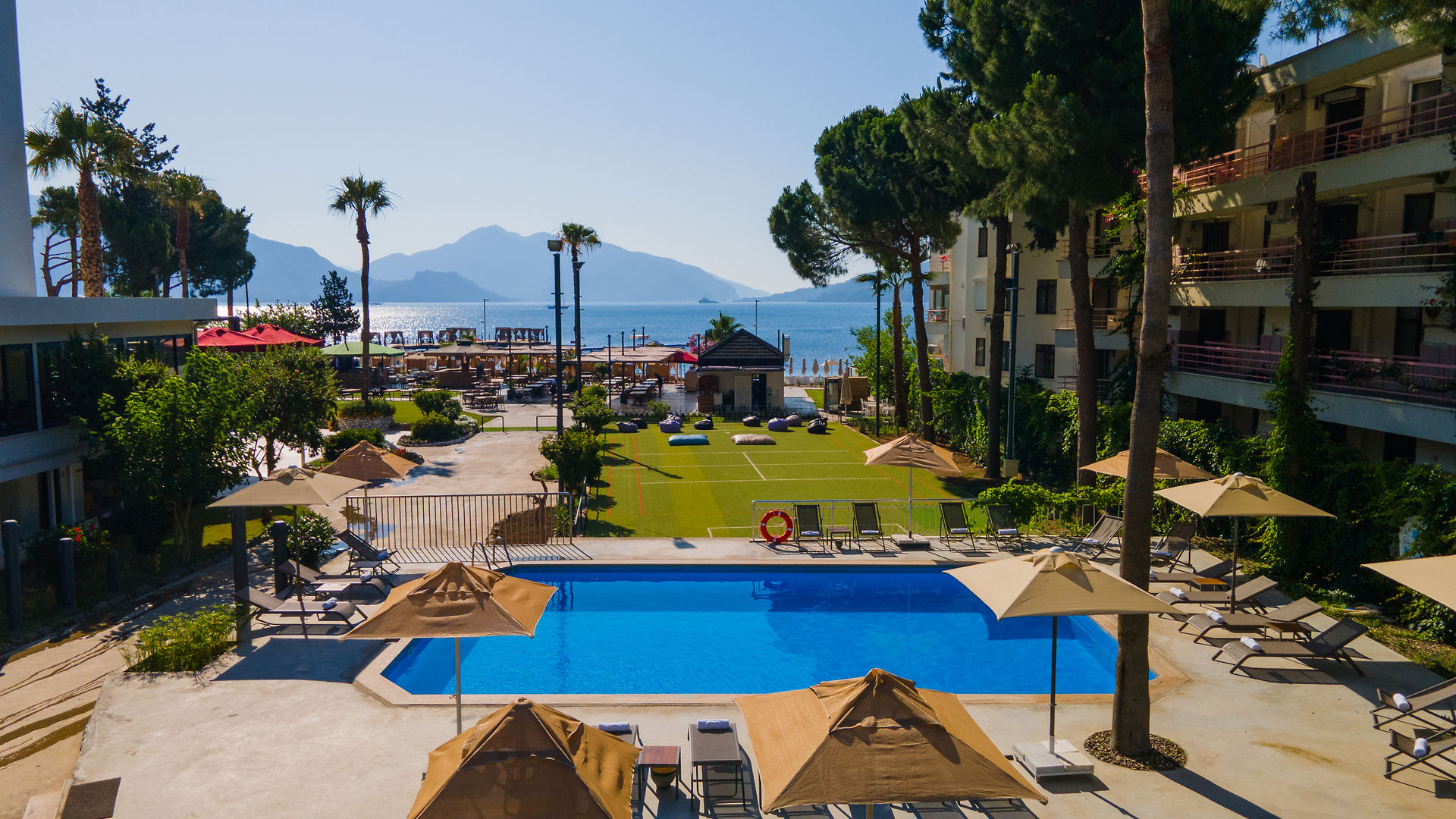 Hotel Caprea – Zwembad met bergzicht, Marmaris