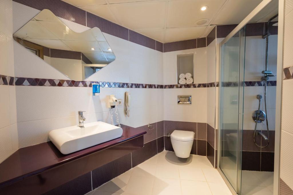 Hotel Caprea – Badkamer, Marmaris