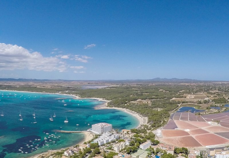Universal Hotel Marques – Luchtfoto baai, Colònia Sant Jordi