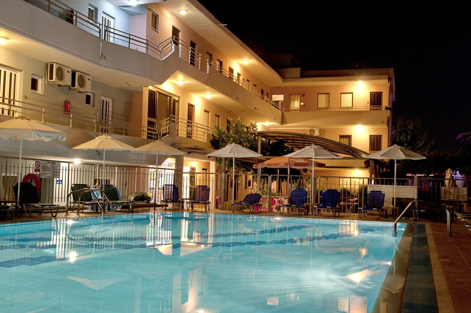 Marianna Hotel Apartements cover