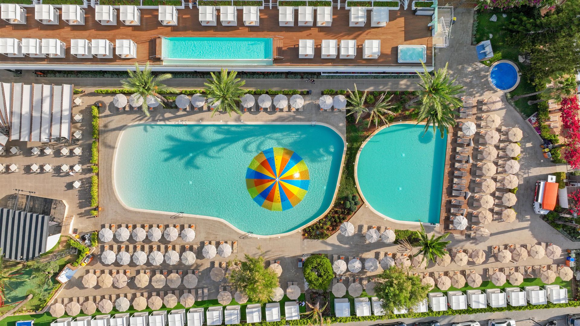 VIVA Sunrise – Zwembaden van boven, Port d'Alcúdia