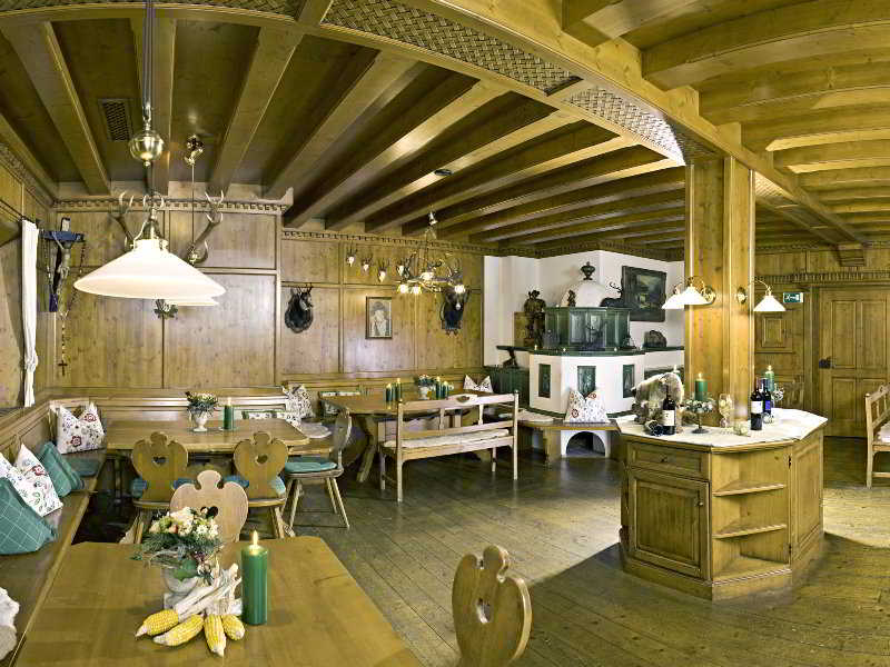 Hotel Kohlerhof – Gezellige eetkamer, Fügen