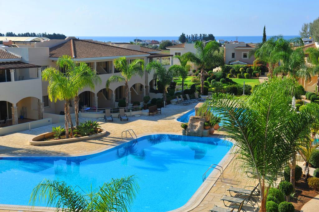 Aphrodite Sands Resort – Zwembad met palmen, Mandria