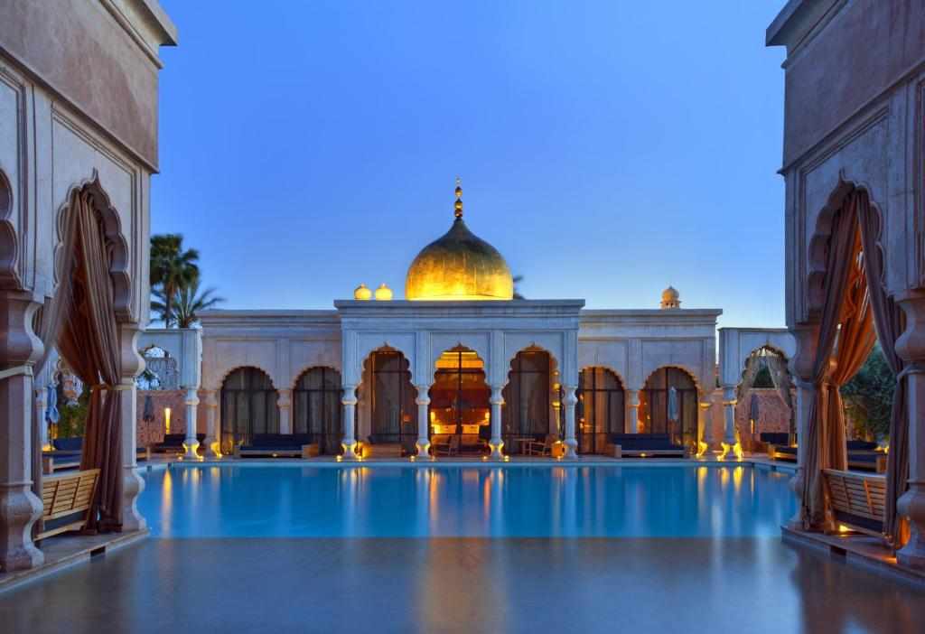 Palais Namaskar cover