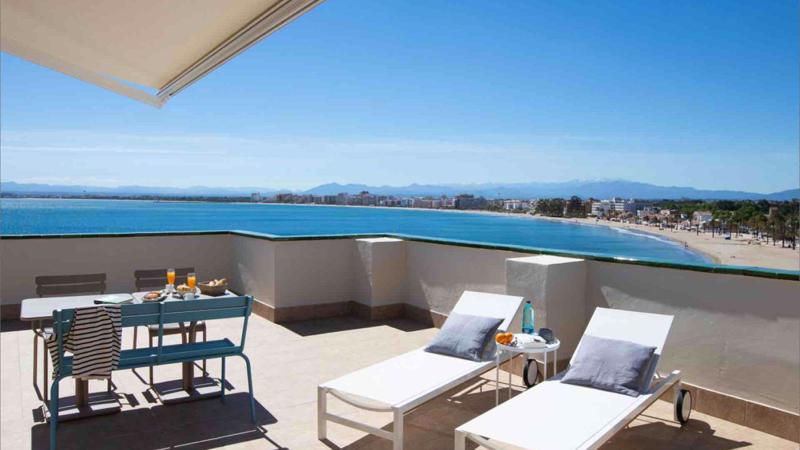 Prestige Hotel Mar y Sol Elit – Terras met uitzicht op baai, Roses