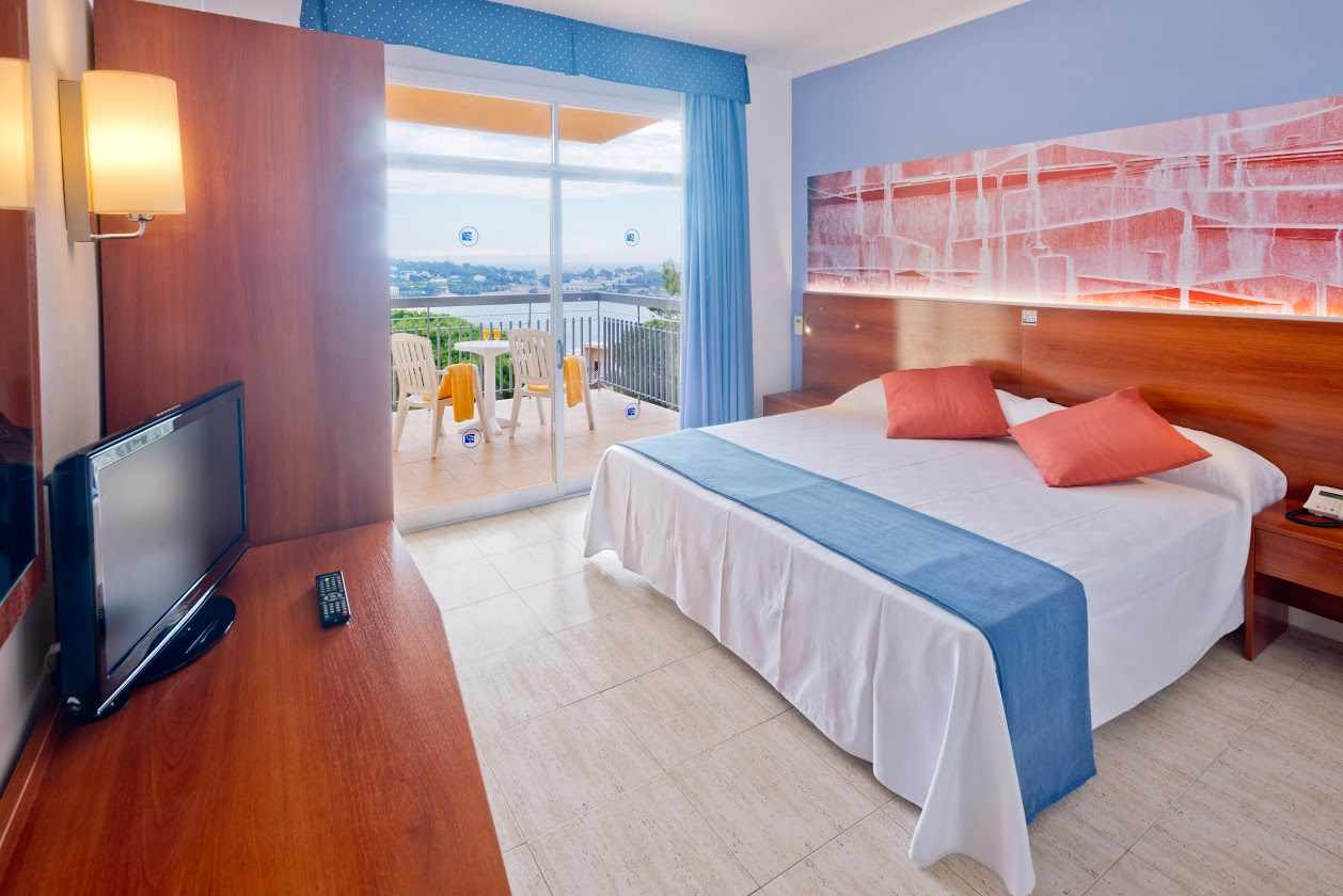 Hotel GHT S'Agaró Mar – Slaapkamer met balkon, S'Agaró