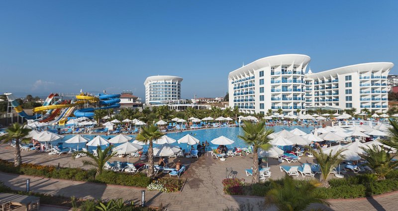 Sultan Of Dreams – Hotel met zwembad en parasols, Kizilot