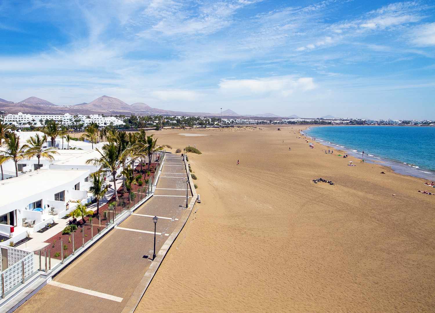 Las Costas – Strand met zee, Pocillos