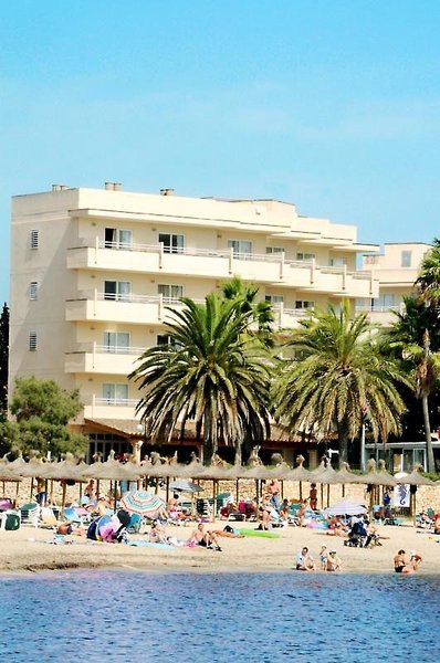 Cabot Cap de Mar – Gevel met palmen, Cala Bona