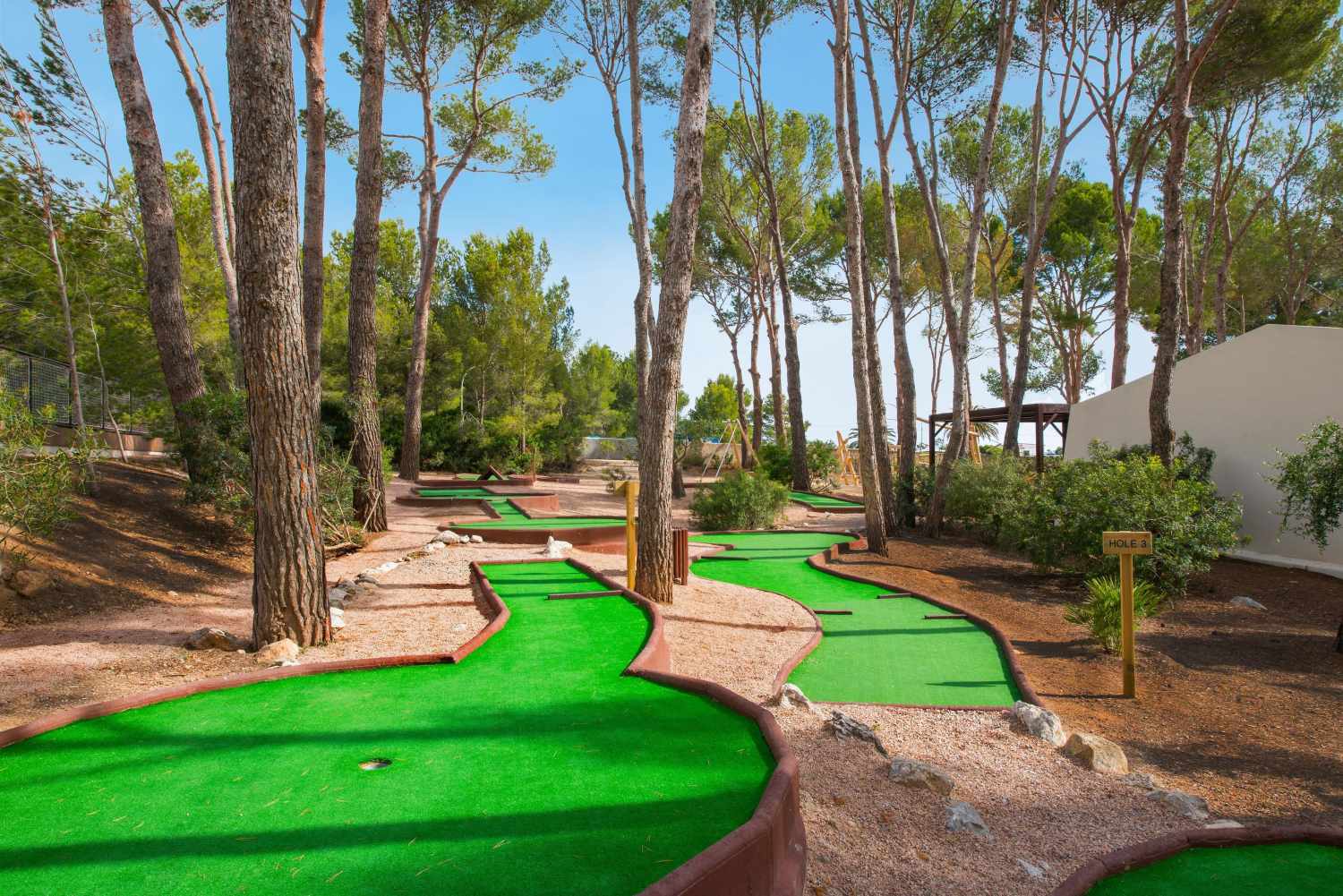 Iberostar Waves Pinos Park – Minigolf, Font de Sa Cala