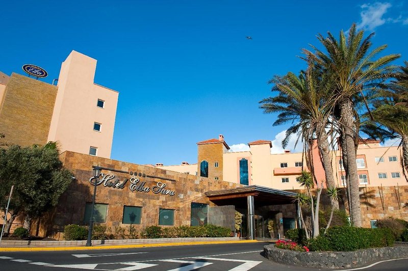 Elba Sara Beach & Golf Resort – Gevel met palmen, Caleta de Fuste