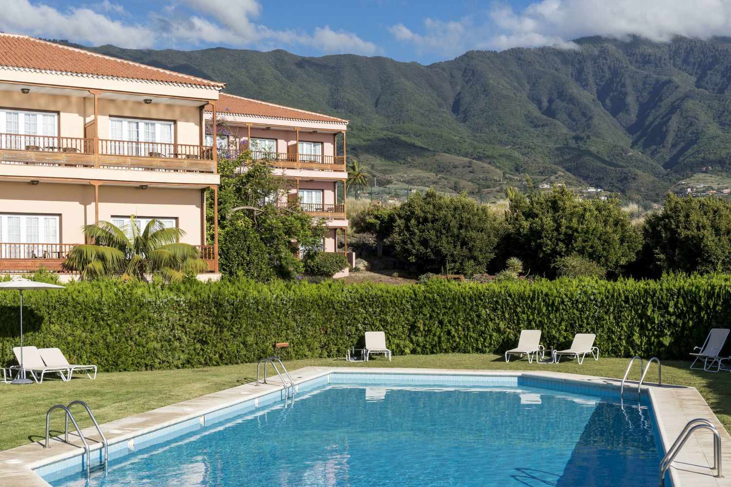Parador de La Palma – Zwembad met bergzicht, Breña Baja
