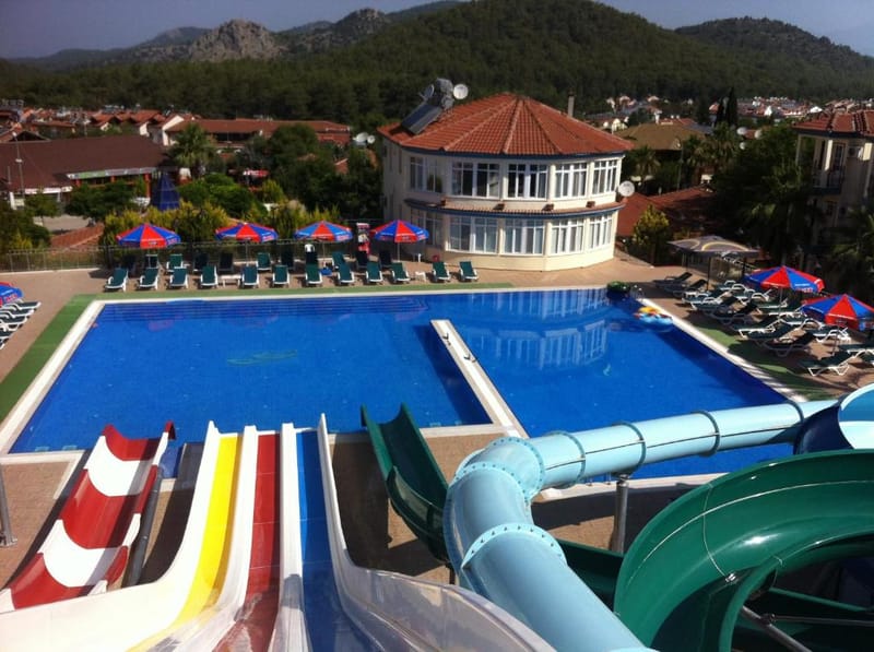Gürol Aqua Resort Hotel & Apartments cover