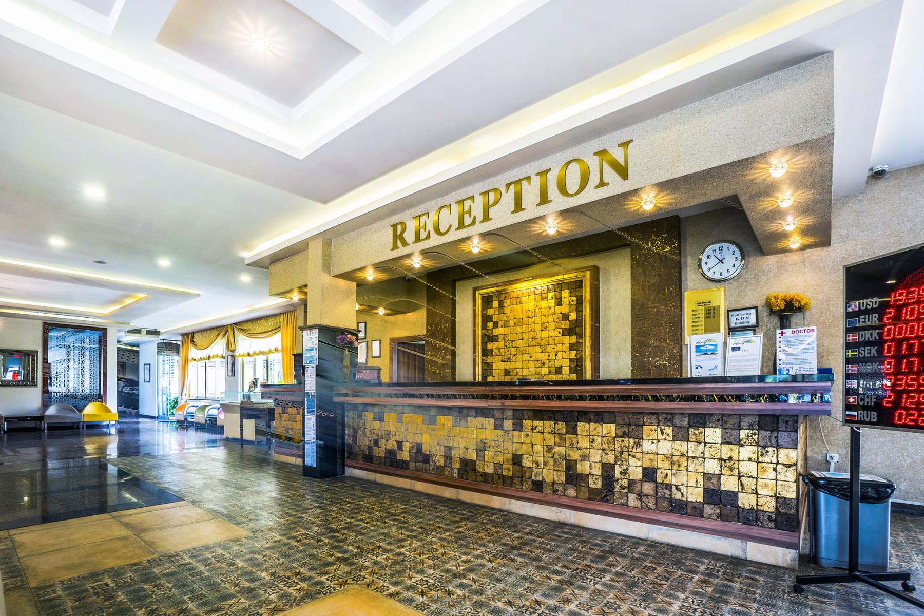 Kleopatra Royal Palm – Receptie, Alanya