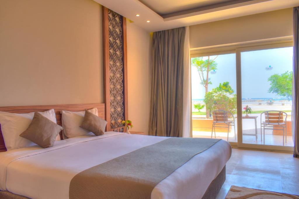 Jasmine Palace Resort & Spa – Slaapkamer met terras, Hurghada