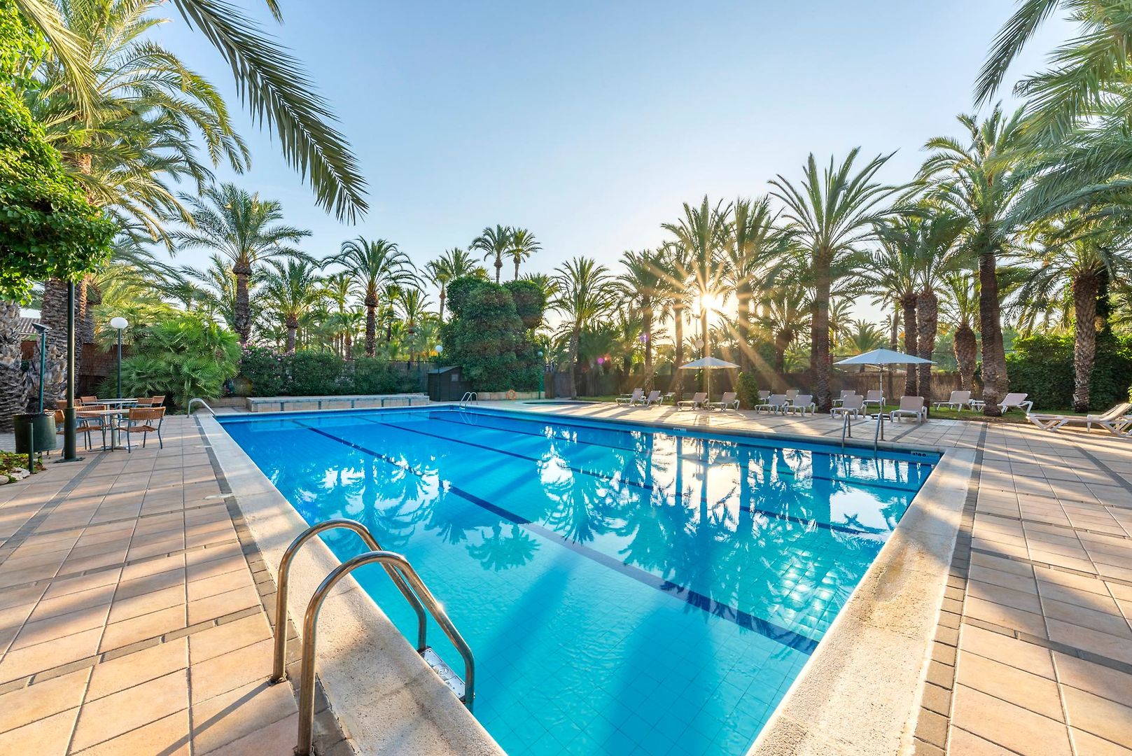 Port Jardín Milenio – Zwembad in de zon, Elche
