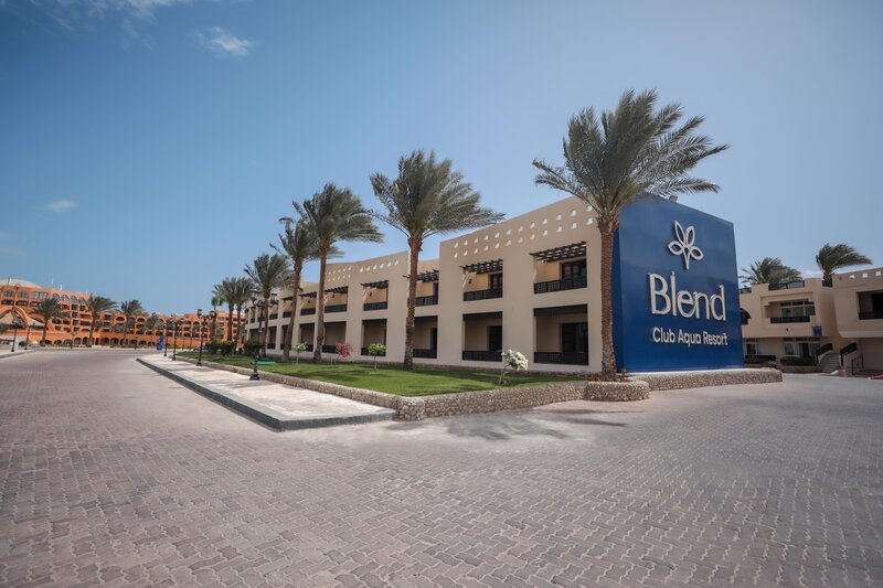 Blend Club Aqua Resort – Entree met palmen, Hurghada