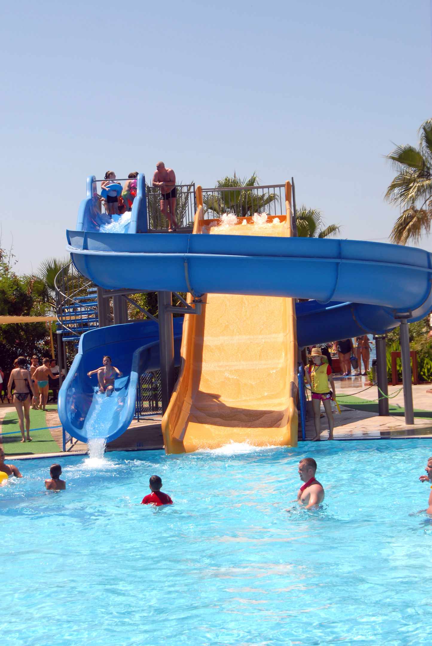 Palmeras Beach Hotel – Waterglijbaan, Konakli