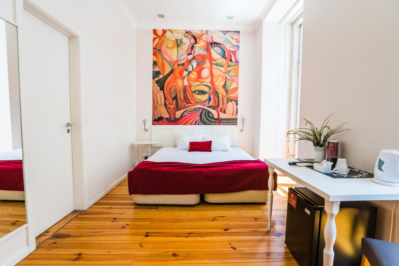 Lisbon Arsenal Suites