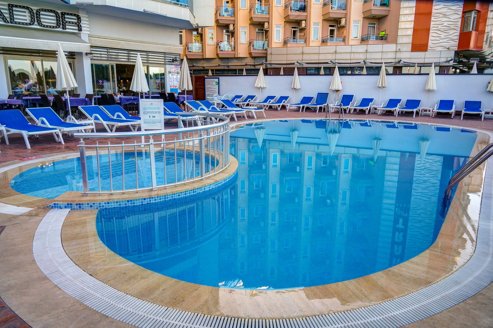 Parador Beach Hotel cover