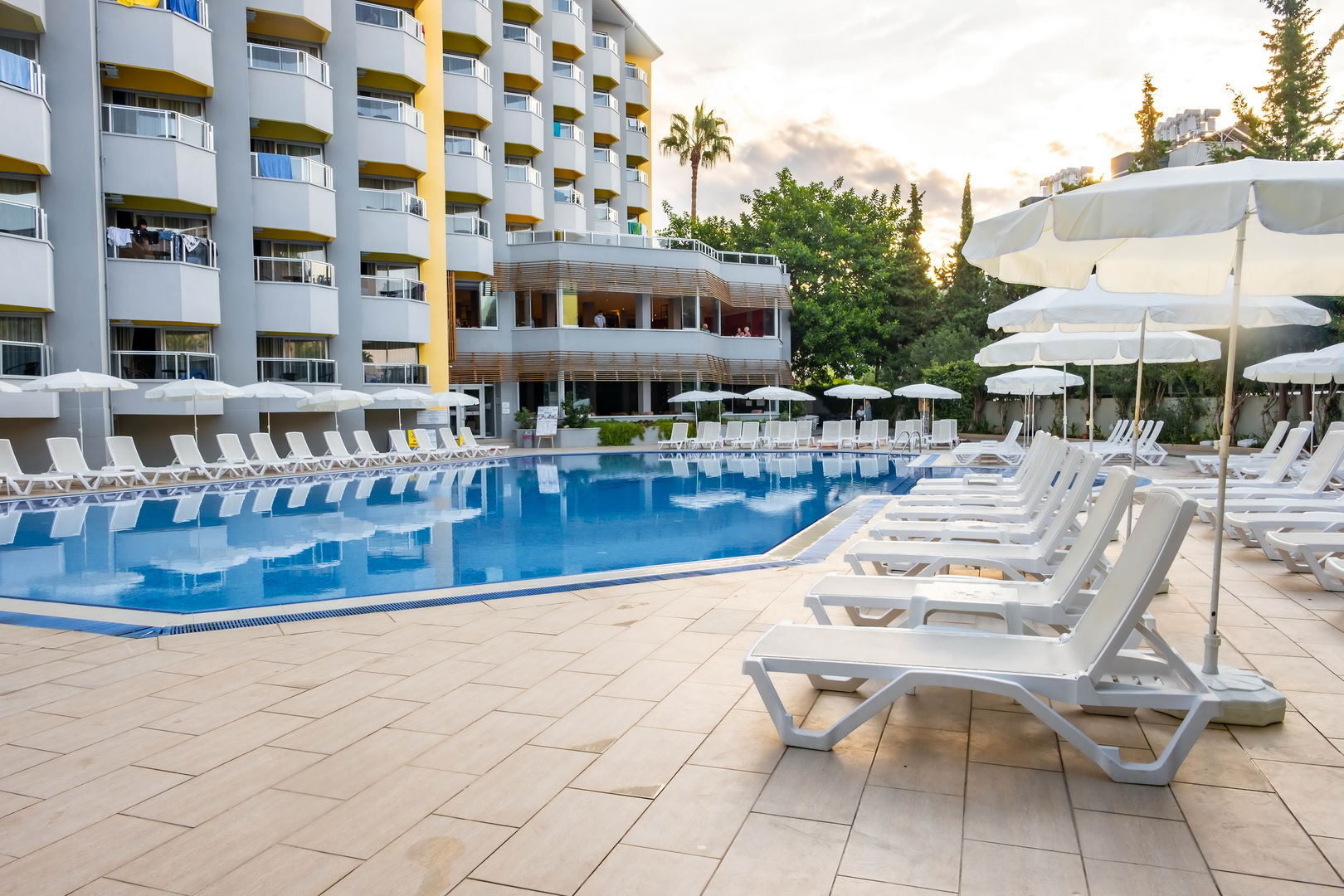 Simply Fine Hotel Alize – Zwembad met ligbedden, Alanya