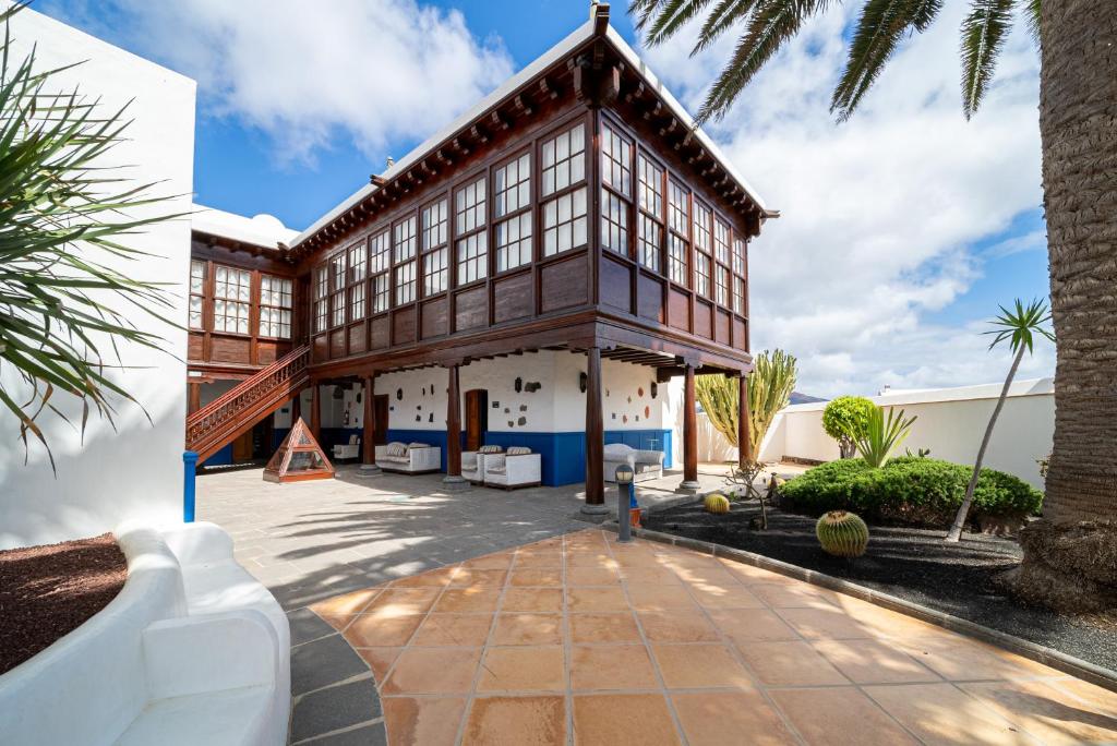 La Casona de Yaiza – Houten balkonhuis, Yaiza