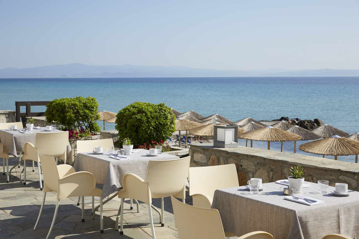 Ammon Zeus Luxury Beach Hotel – Terras met zeezicht, Kallithea
