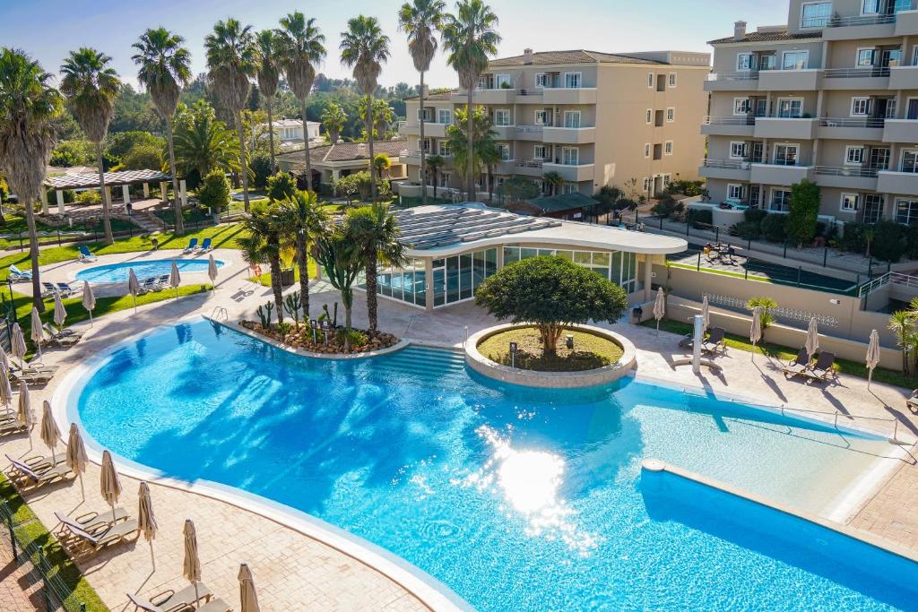 Vitor's Plaza – Zwembad vanuit hoogte, Portimao