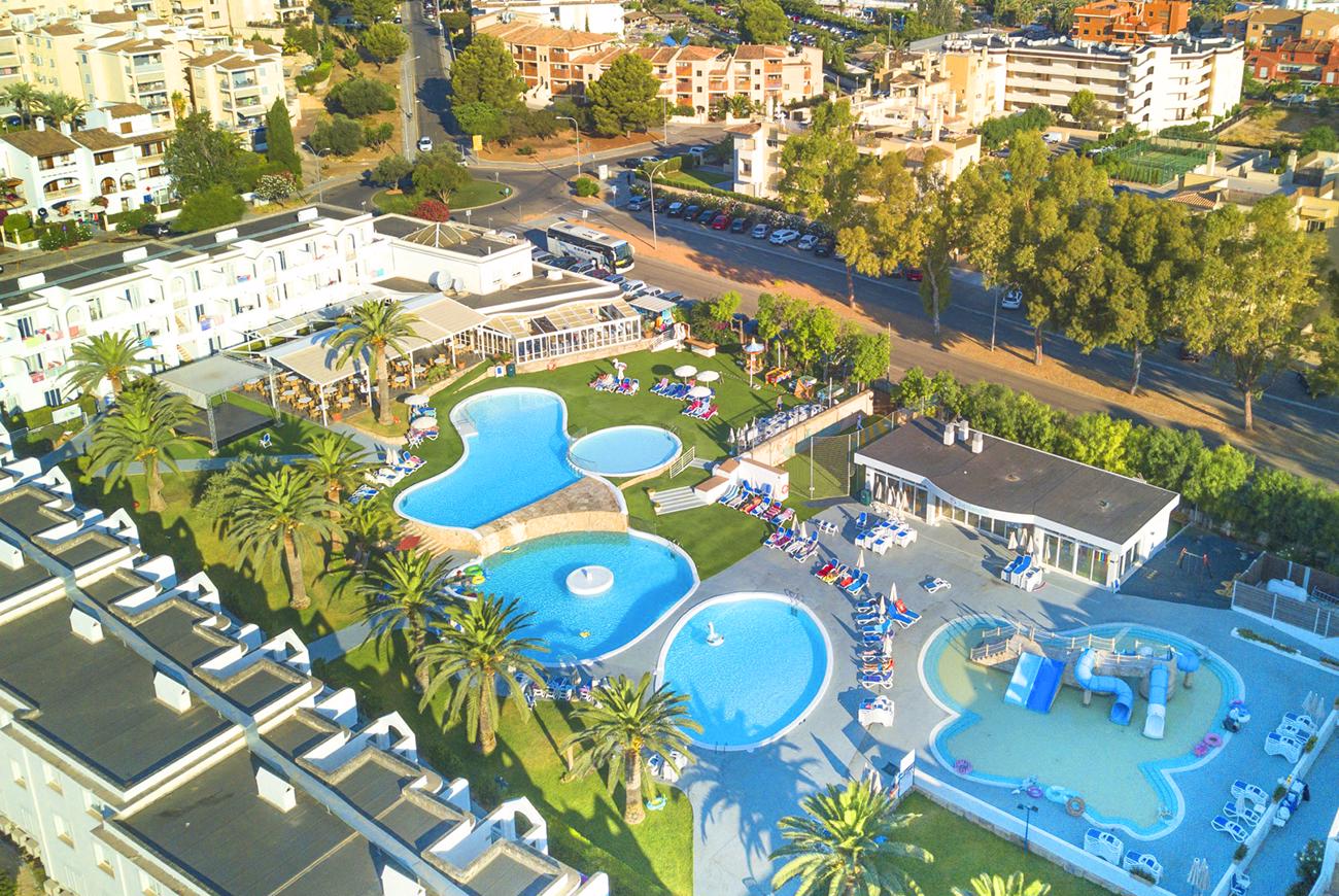 Jutlandia Family Resort cover