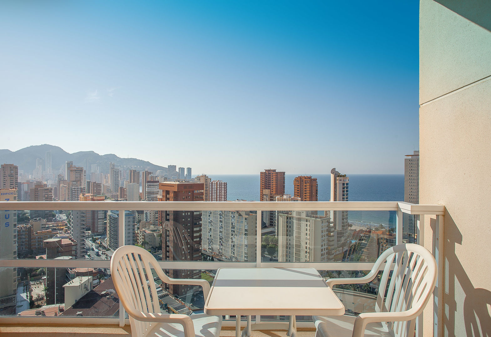 RH Victoria – Balkon met zeezicht, Benidorm