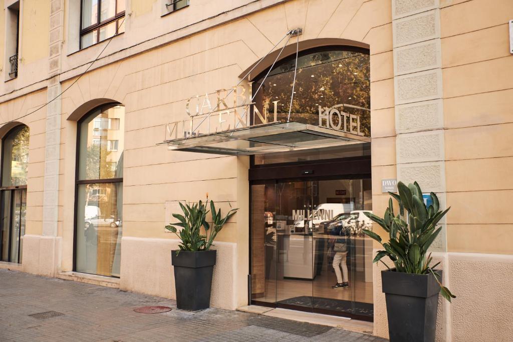 Hotel Garbí Mil·lenni cover