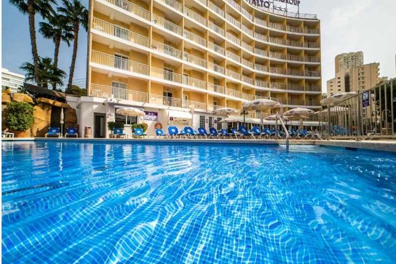 Hotel Servigroup Rialto – Zwembad bij hotel, Benidorm